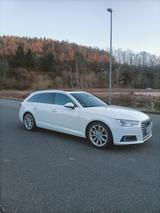 Audi A4 Avant 2.0 TDI quattro S tronic S Line Navi AH