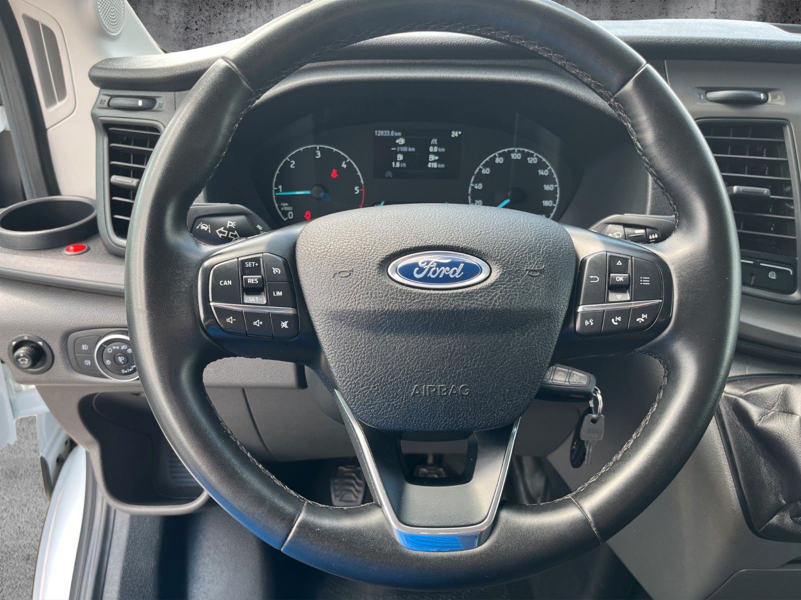 Fahrzeugabbildung Ford Transit 350 L3 Trend 3-Seiten-Kipper *FGS 5/100*