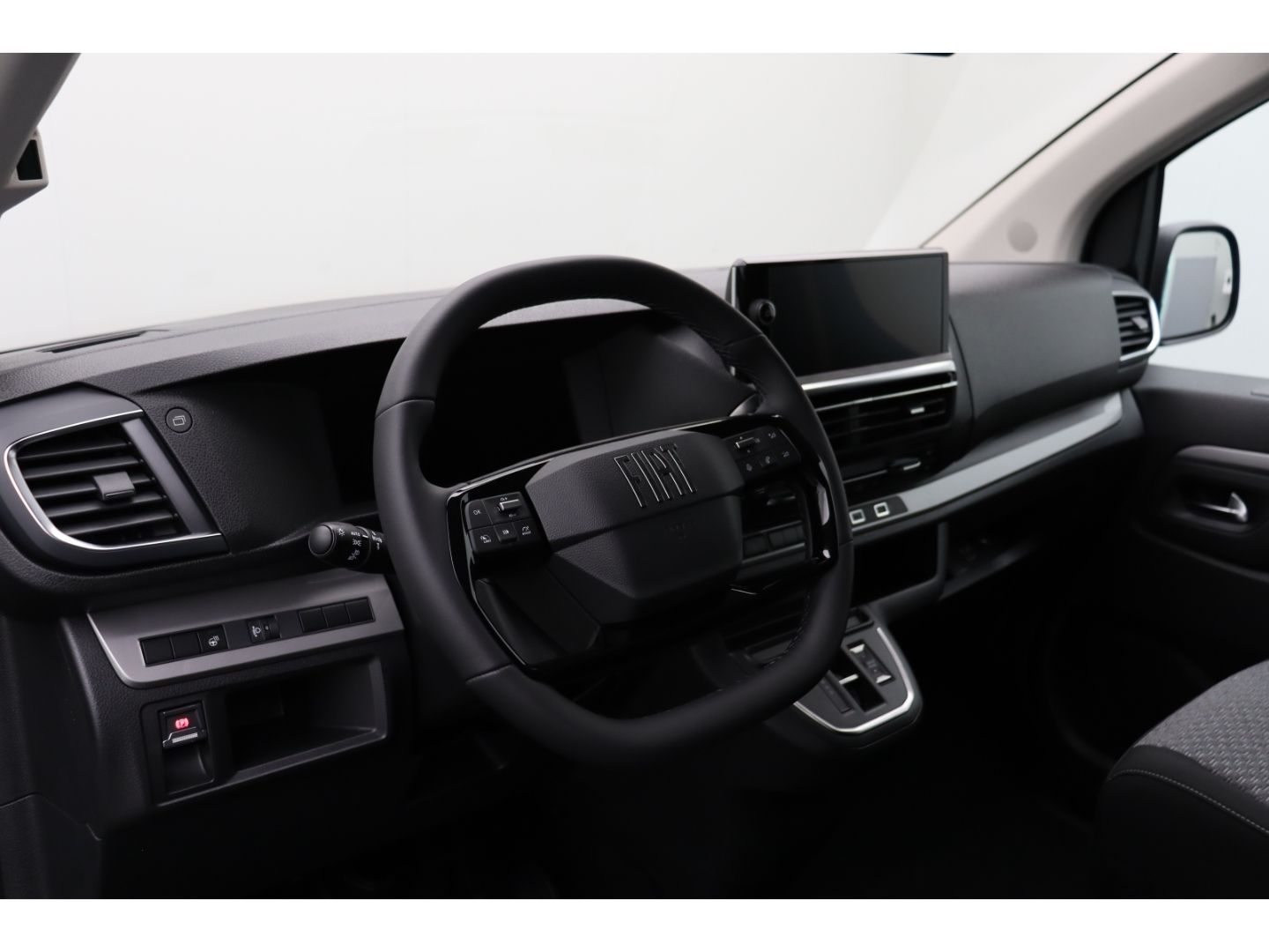 Fahrzeugabbildung Fiat Ulysse series 4 ICON L3 Diesel  Totwinkelass.LED