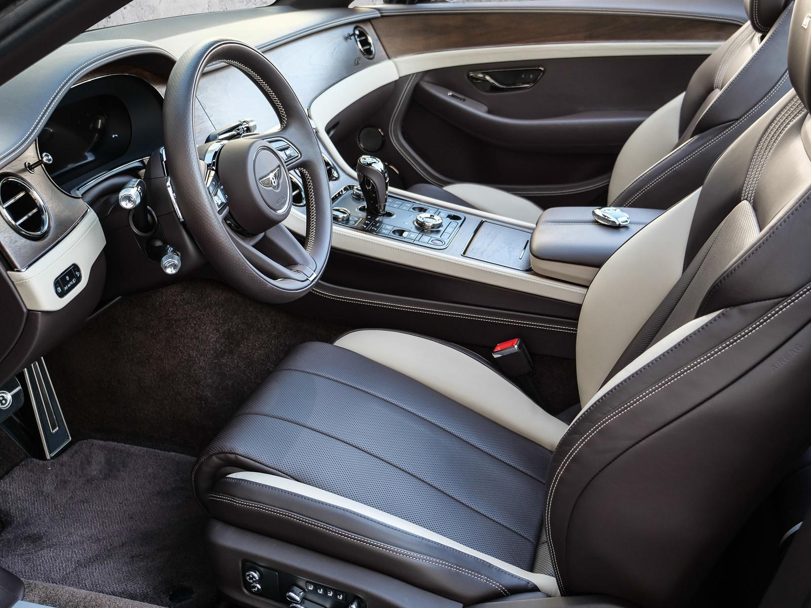 Bentley Continental GTC S Touring Spec, Rotating Display