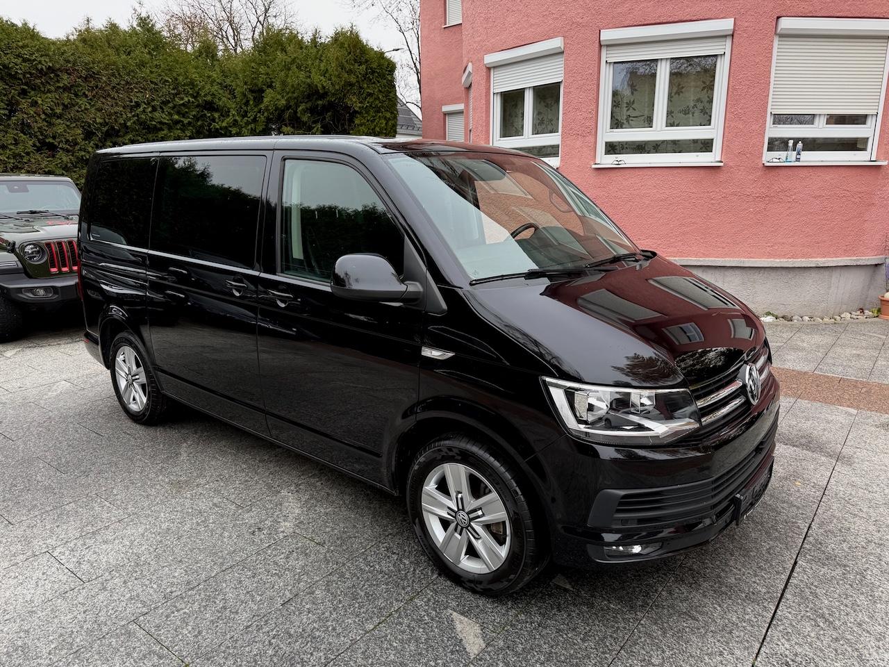 Volkswagen T6 Multivan 2.0 TDI | 204 ch | BVM | 7 places | Alcantara | Régulateur adaptatif | Caméra de recul | Chauffage stationnaire