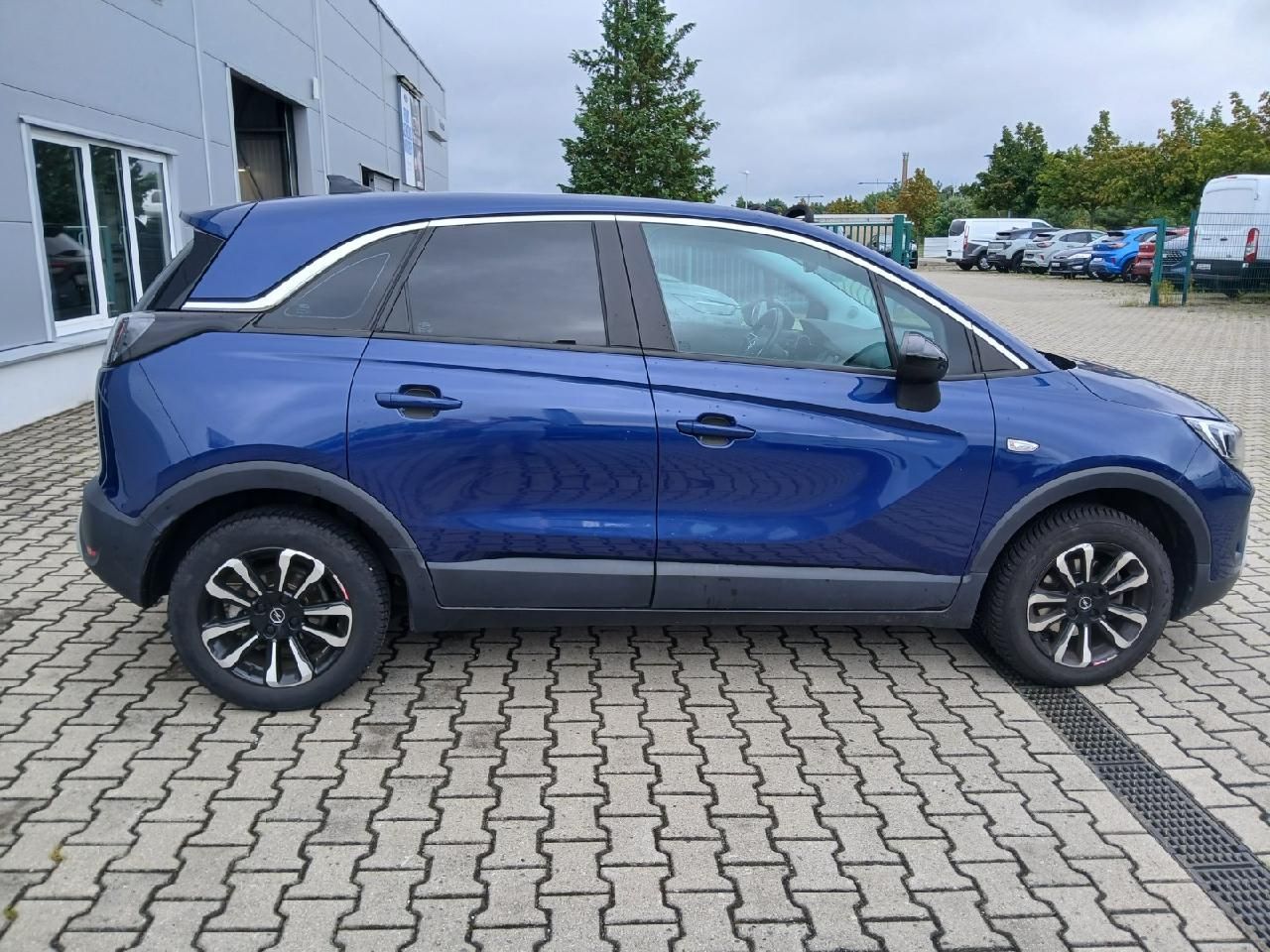 Fahrzeugabbildung Opel Grandland Elegance