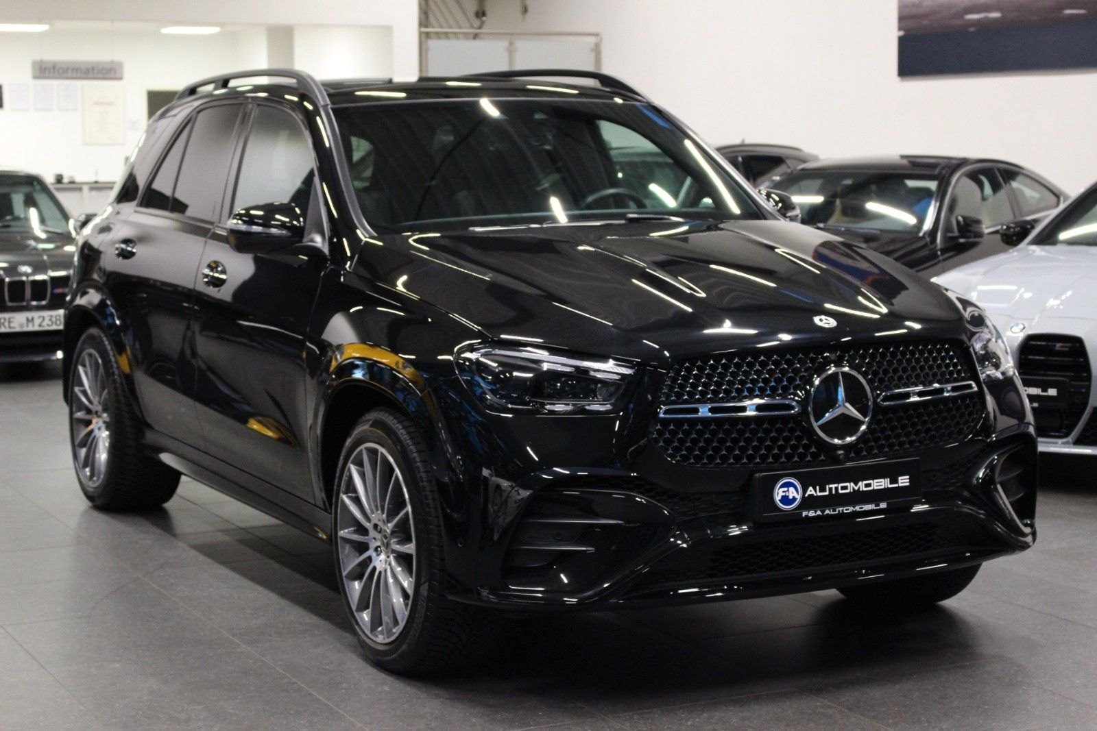 Fahrzeugabbildung Mercedes-Benz GLE 450d AMG Line Burmester+Pano+HeadUp+NightPkt