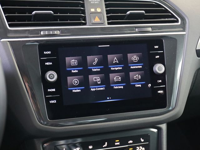 Volkswagen Tiguan DSG ELEGANCE LED MATRIX IQ ACC KAMERA