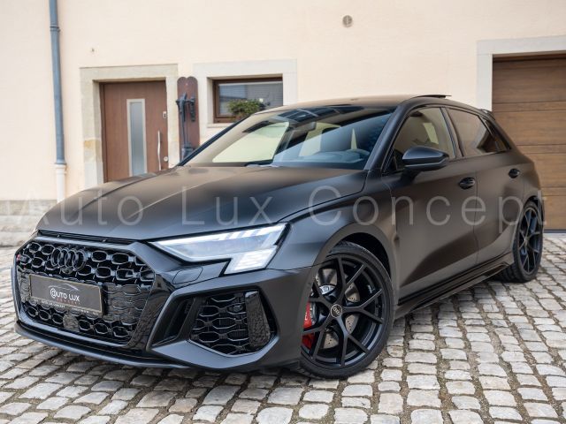 Audi RS3 Sportback 2.5 TFSI quattro S tronic 7