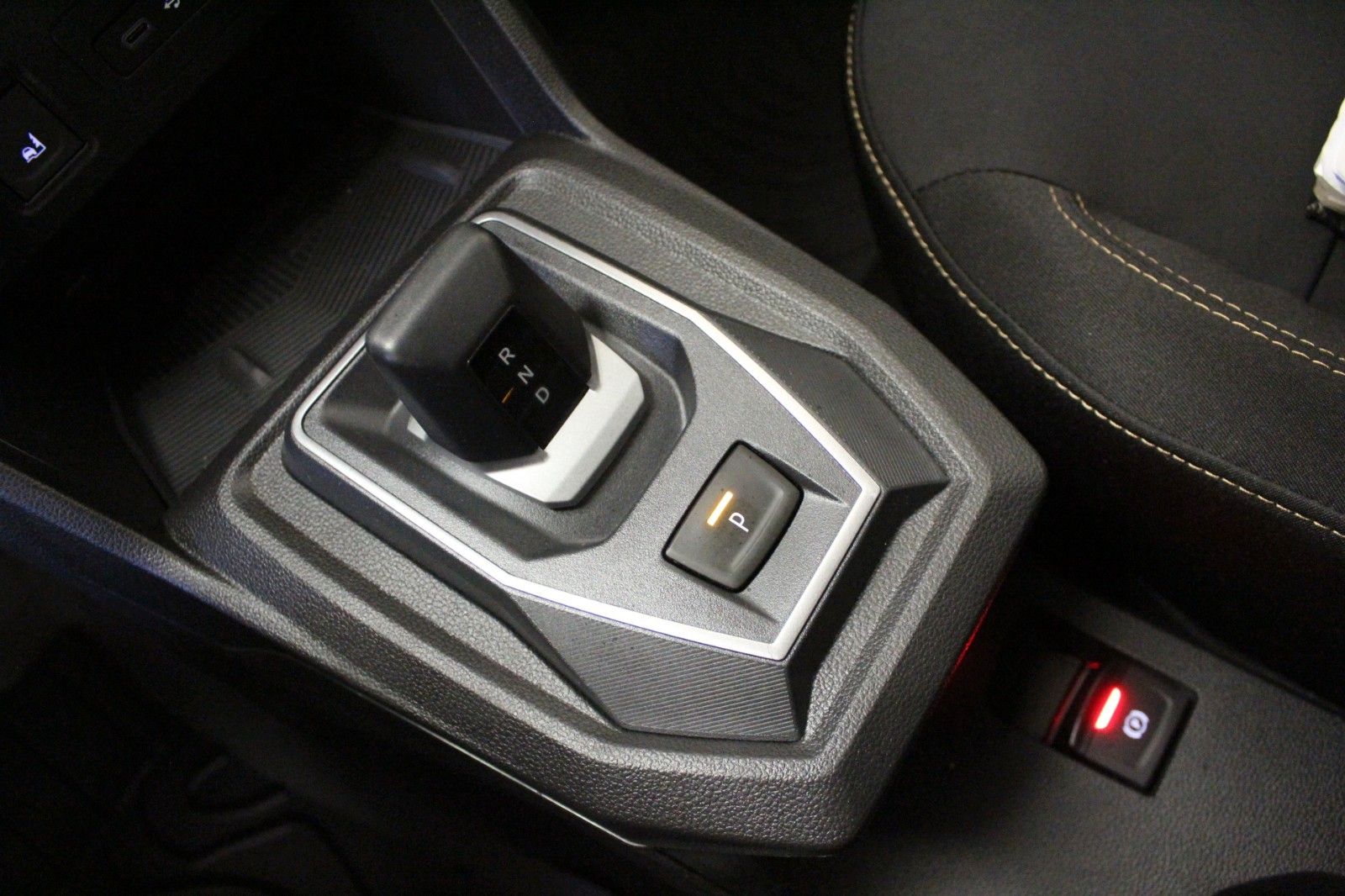 Fahrzeugabbildung Dacia Sandero Eco-G 120 Stepway Extreme+ Auto