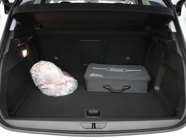 Grandland GSe PHEV 4X4 AUTOMATIK+AHK+NAVI+360 GR