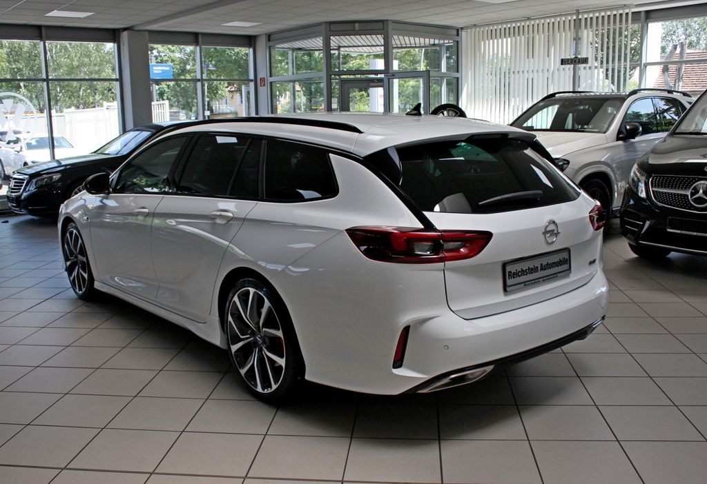 Opel Insignia B Sports Tourer GSi LED 4x4 AHK MASSAGE