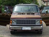 Dodge RAM - Dodge RAM: Kleinbus