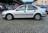 Volkswagen Bora 2.0 ESP Klima TÜV NEU Tempomat Alufelgen - VW Bora Gebrauchtwagen