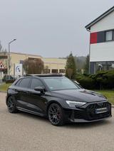 Audi RS3 SPORTBACK SCHALE CARBON FULL PANO MATRIX  - Audi RS3 aus 2025