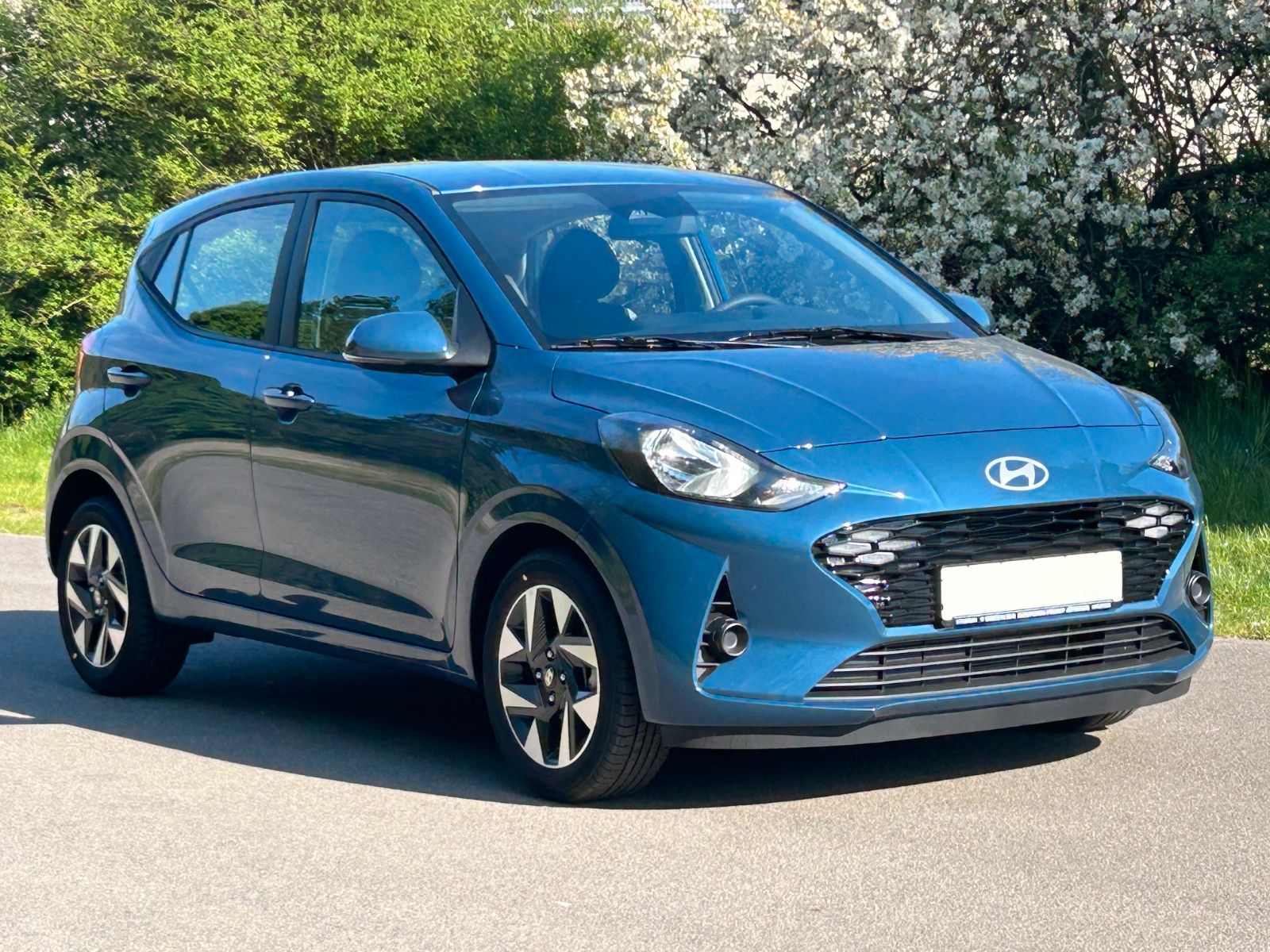 Fahrzeugabbildung Hyundai i10 1.0 Trend AMT *Nav*Klima*CarPlay*Kamera*PDC*