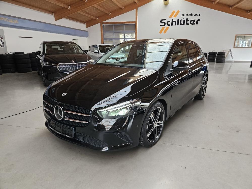 Mercedes-Benz B 200 Progressive 4Matic Night+Panor.+Distronic