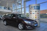 Opel Astra J LIM 1.4 TURBO"150 JAHRE OPEL KLiMA  PDC  - Opel Astra mit Benzin-Antrieb: Jahre 150