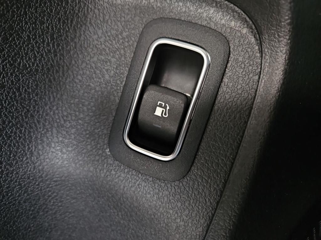 Fahrzeugabbildung Mercedes-Benz A 250 e Kompaktlimousine +ADVANCED+PT+TOTWINKEL+