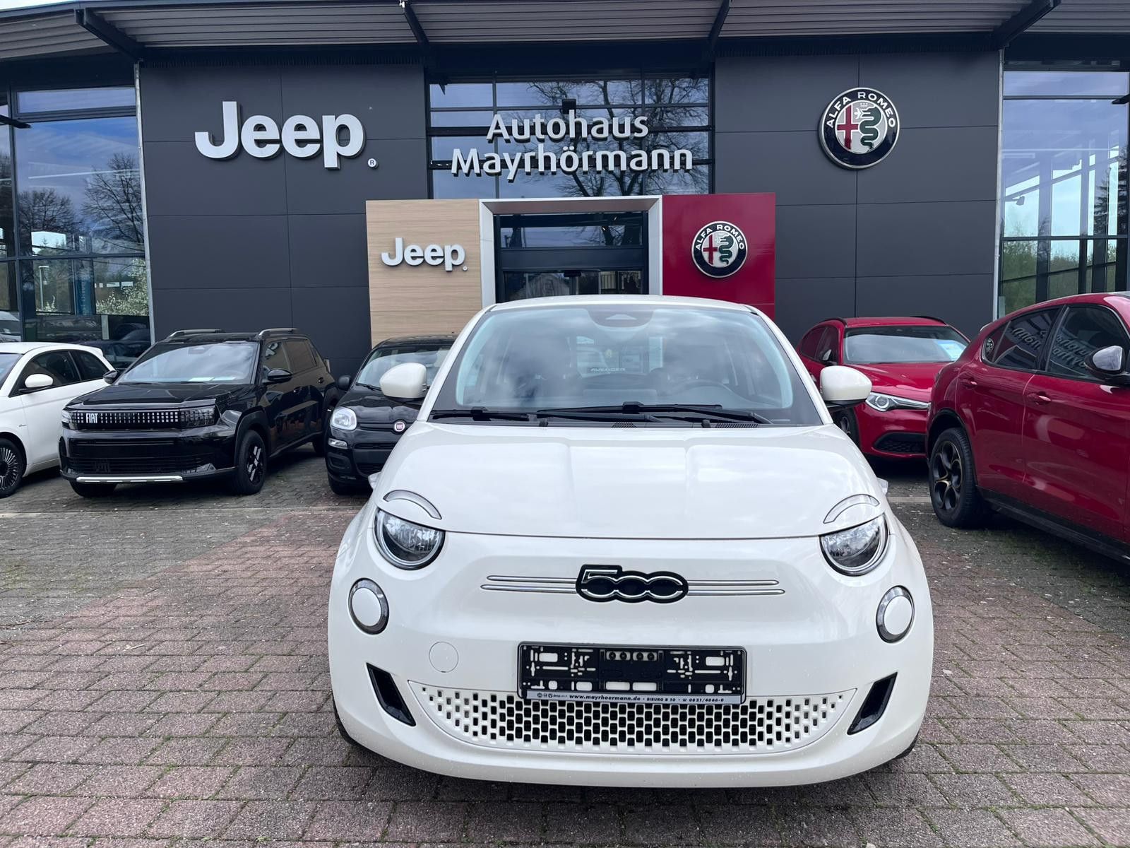 Fahrzeugabbildung Fiat 500e