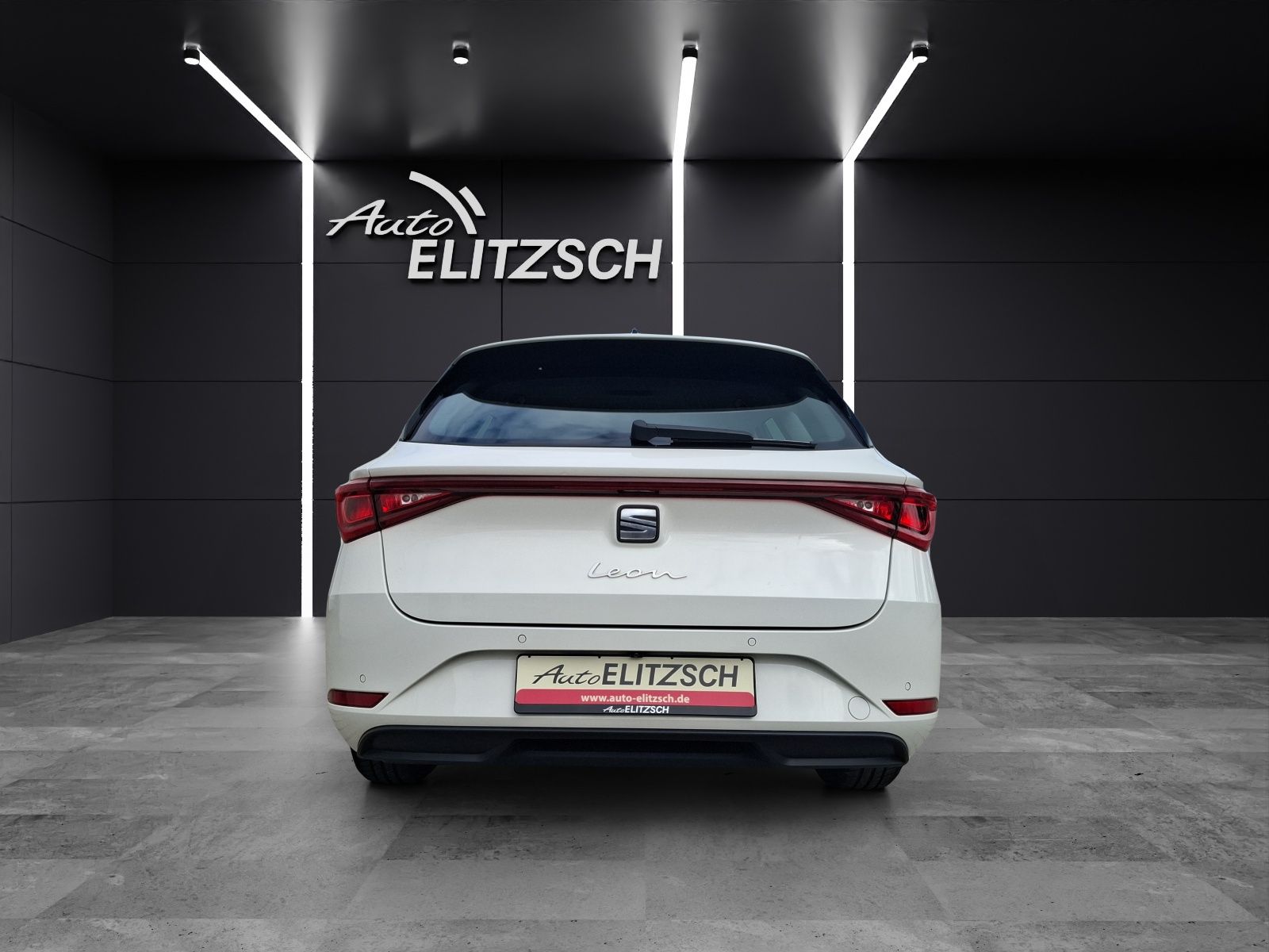 Fahrzeugabbildung SEAT Leon ST TDI Style DSG LED Navi  ACC RFK SH