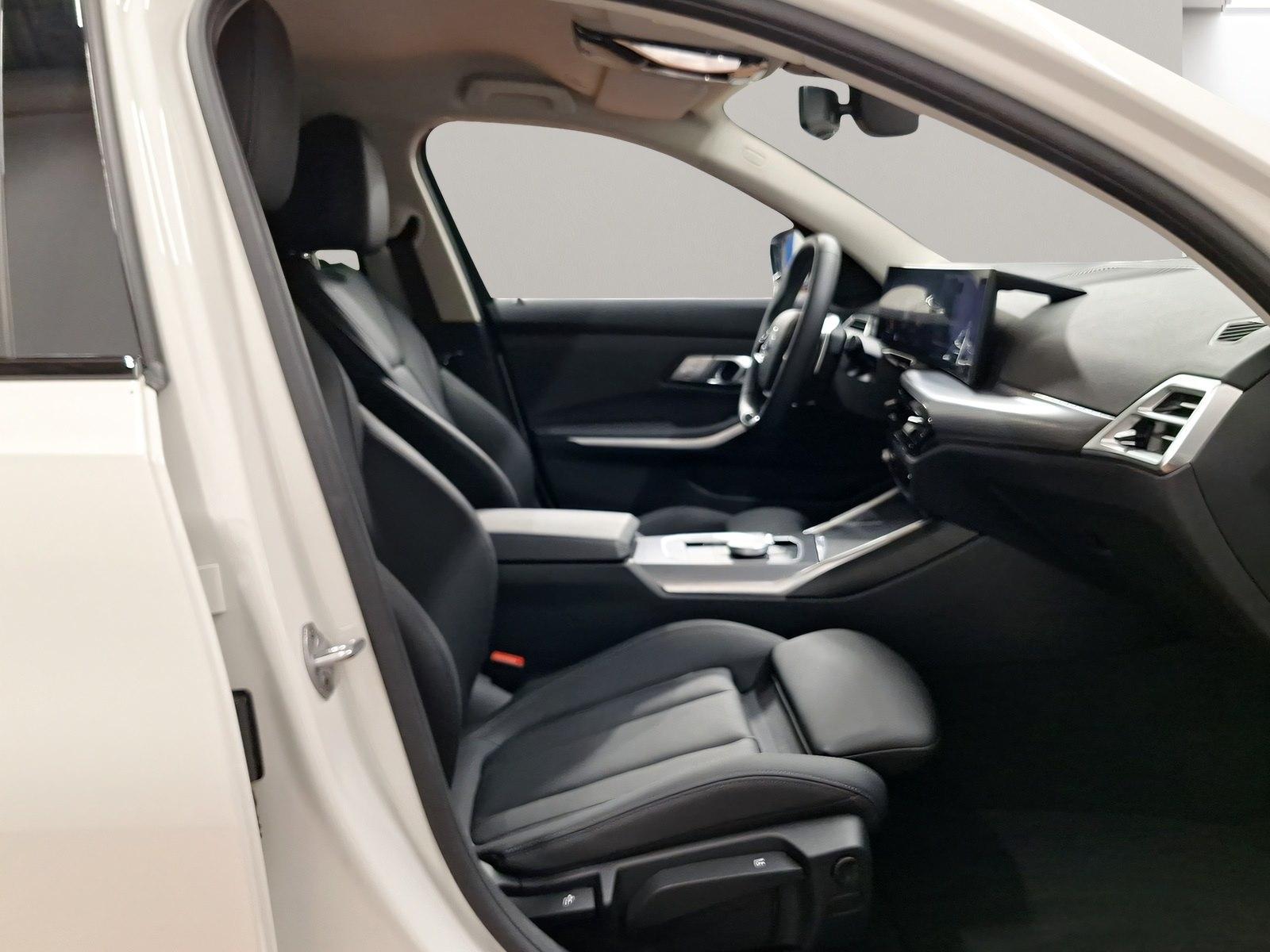 BMW 318i Touring LiveCockpitProf Kamera Driv.Assist