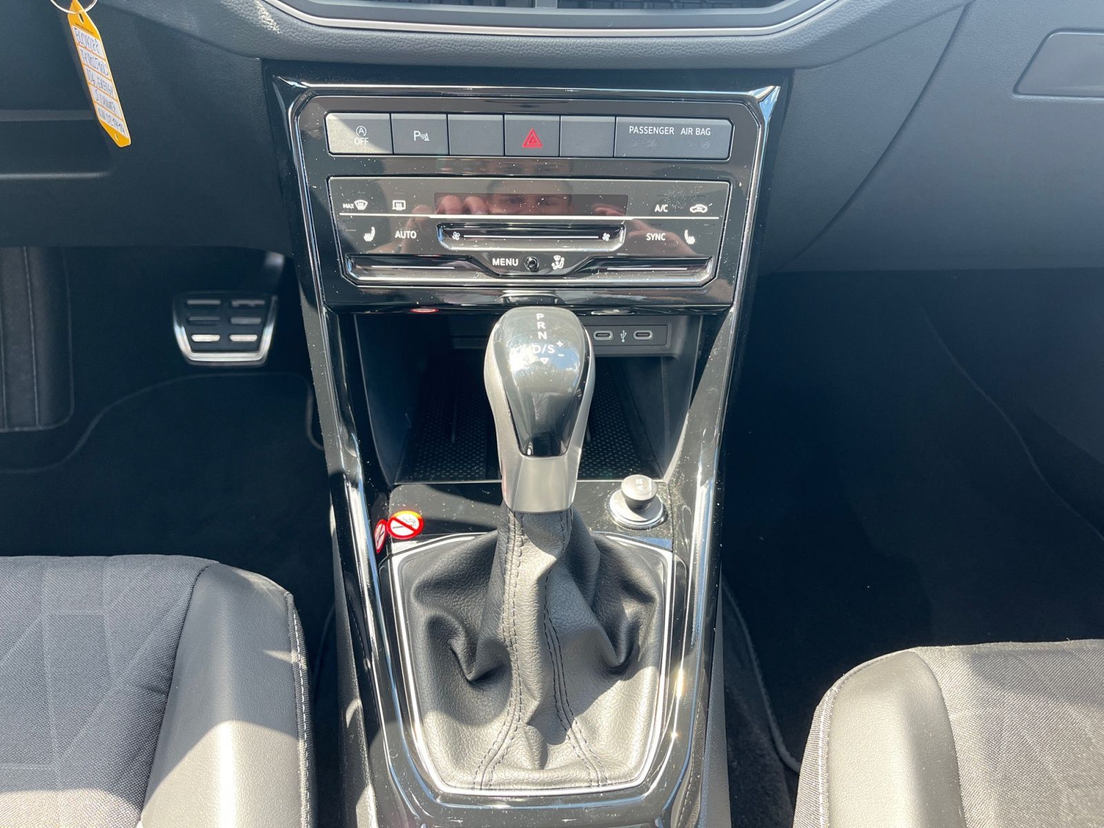 Volkswagen T-Cross - Bild 12
