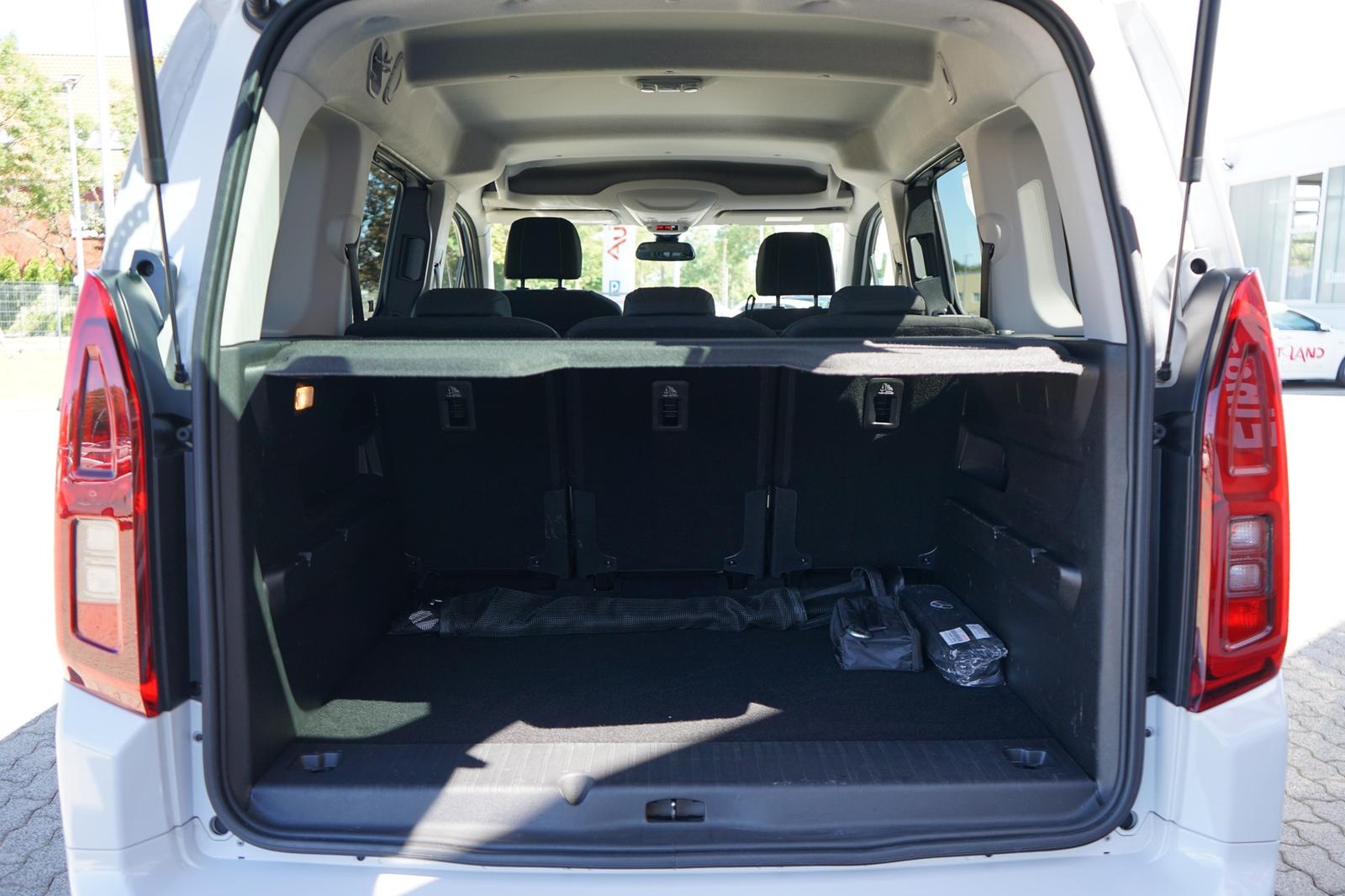 Toyota Proace City Verso 1.2 L1 Navi ACC Kamera DAB PDC