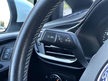 Ford Fiesta 1.0 EcoBoost Cool & Connect KAMERA, FSH