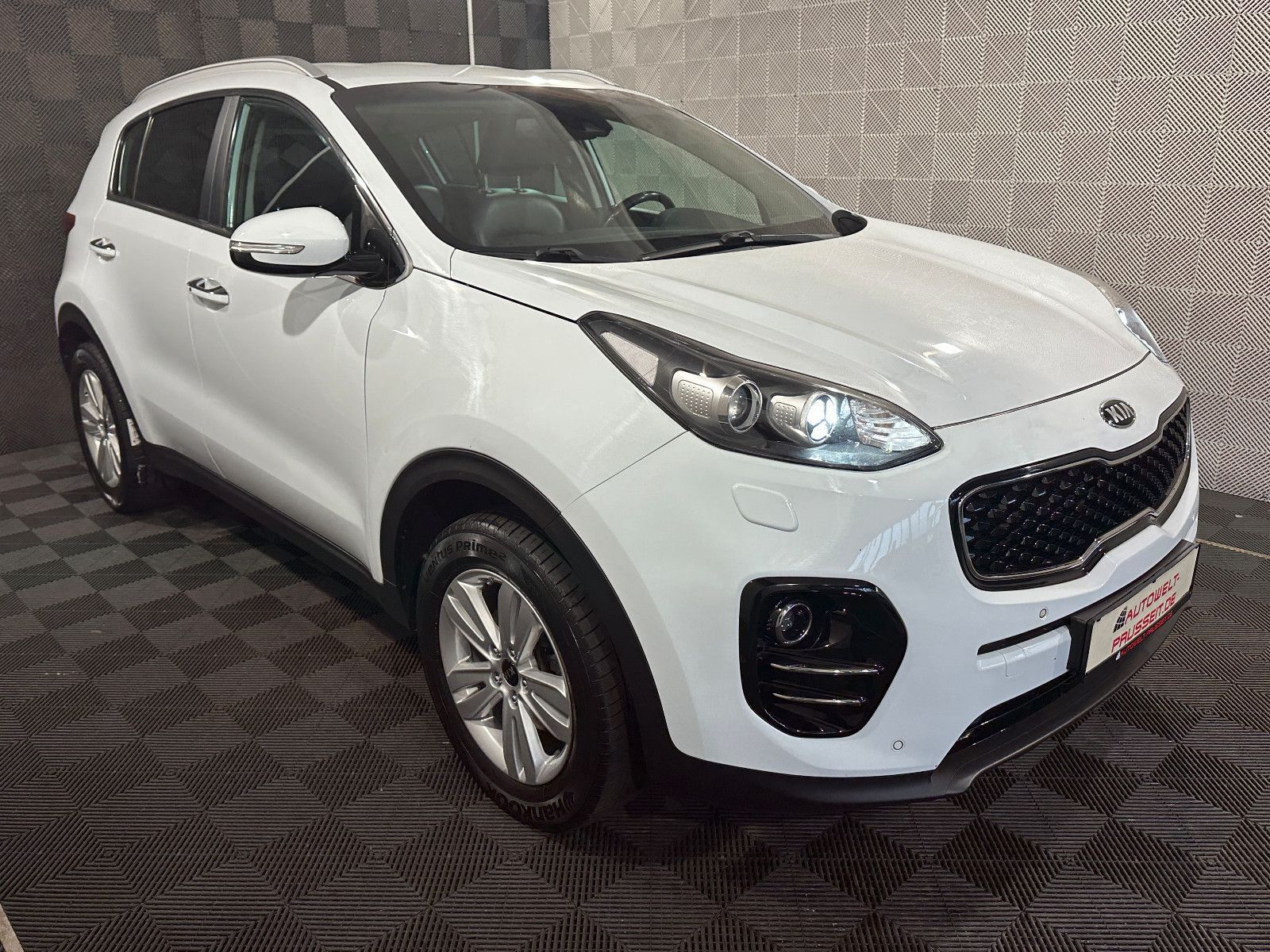 Gebrauchtwagen Kia Sportage Sportage 1.6 GDI 2WD*SPIRIT*BiXENON-R.KAM-TOT.W in Horb am Neckar