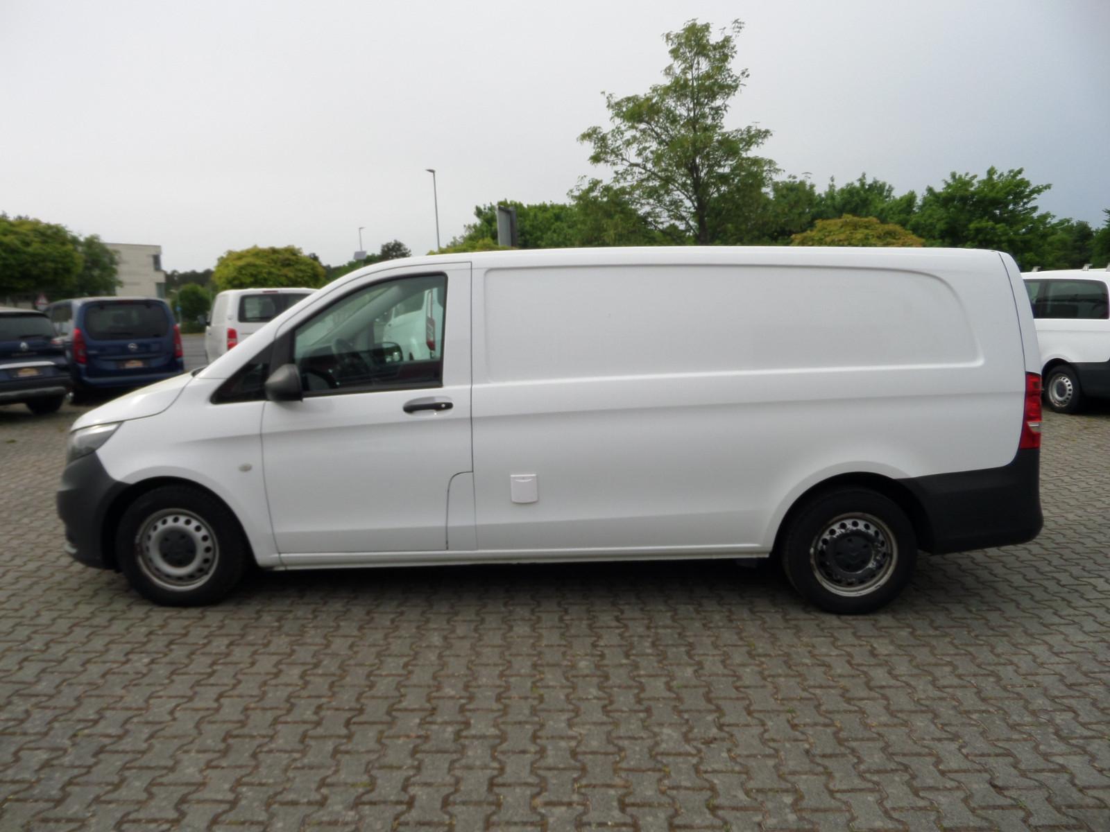 Mercedes-Benz Vito 111 cdi EXTRALANG+Strom+Inverter+Regale+1.H
