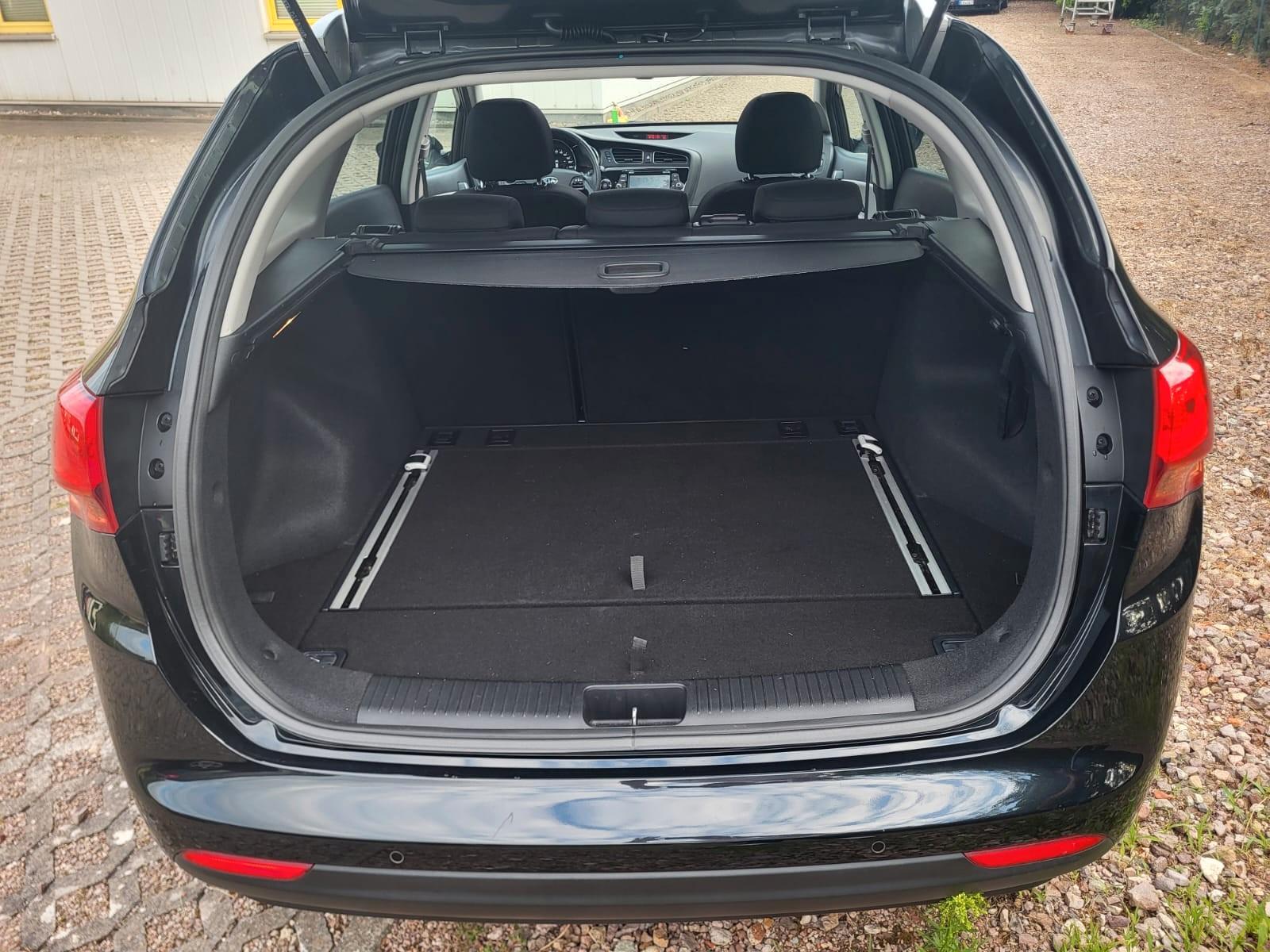 Kia VOLL AUSSTATTUNG 1.6 GDI DCT Spirit 1.HAND.OG km