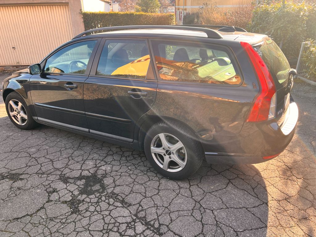 Volvo V50