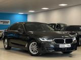 BMW 530dxD/Lim/HUD/Laser/MassagBelüfStz/P&DrivAsProf