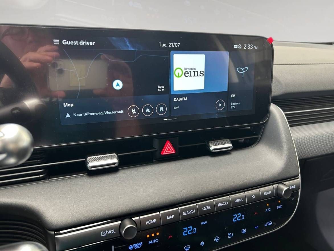 Fahrzeugabbildung Hyundai IONIQ 5  84 kWh(325 PS) UNIQ Panorama-Glasdach,