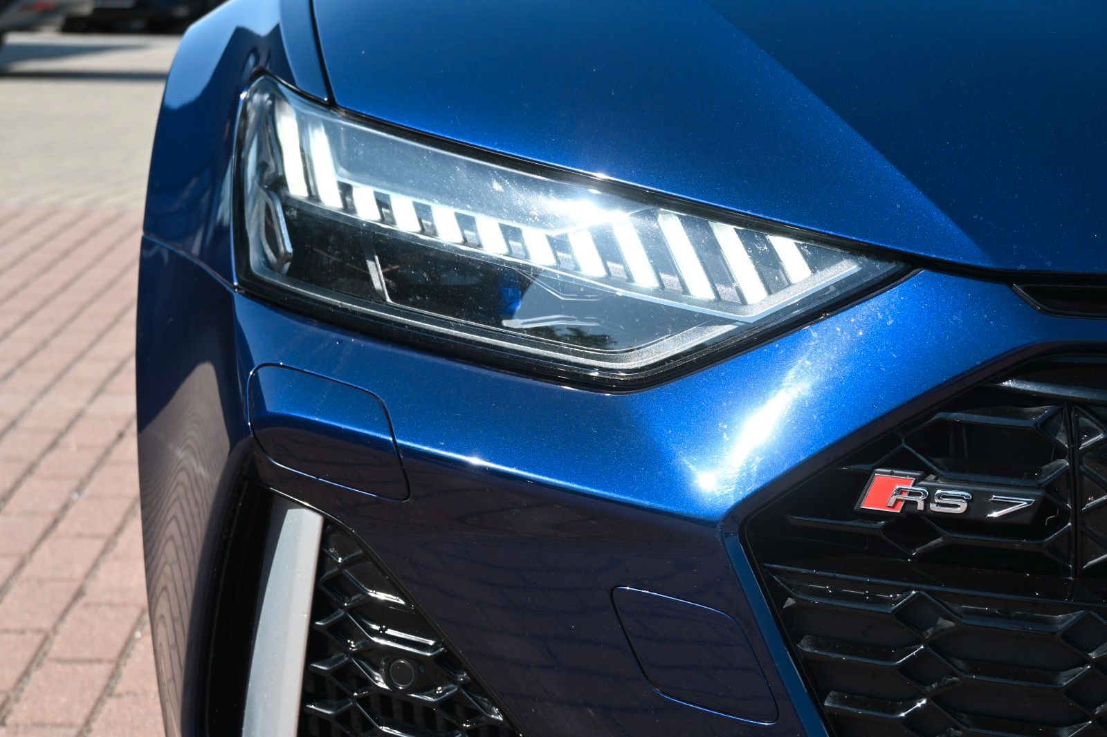 Fahrzeugabbildung Audi RS7 4.0 TFSI*B&O*360°*AMBIENTE*Garantie*Mietkauf
