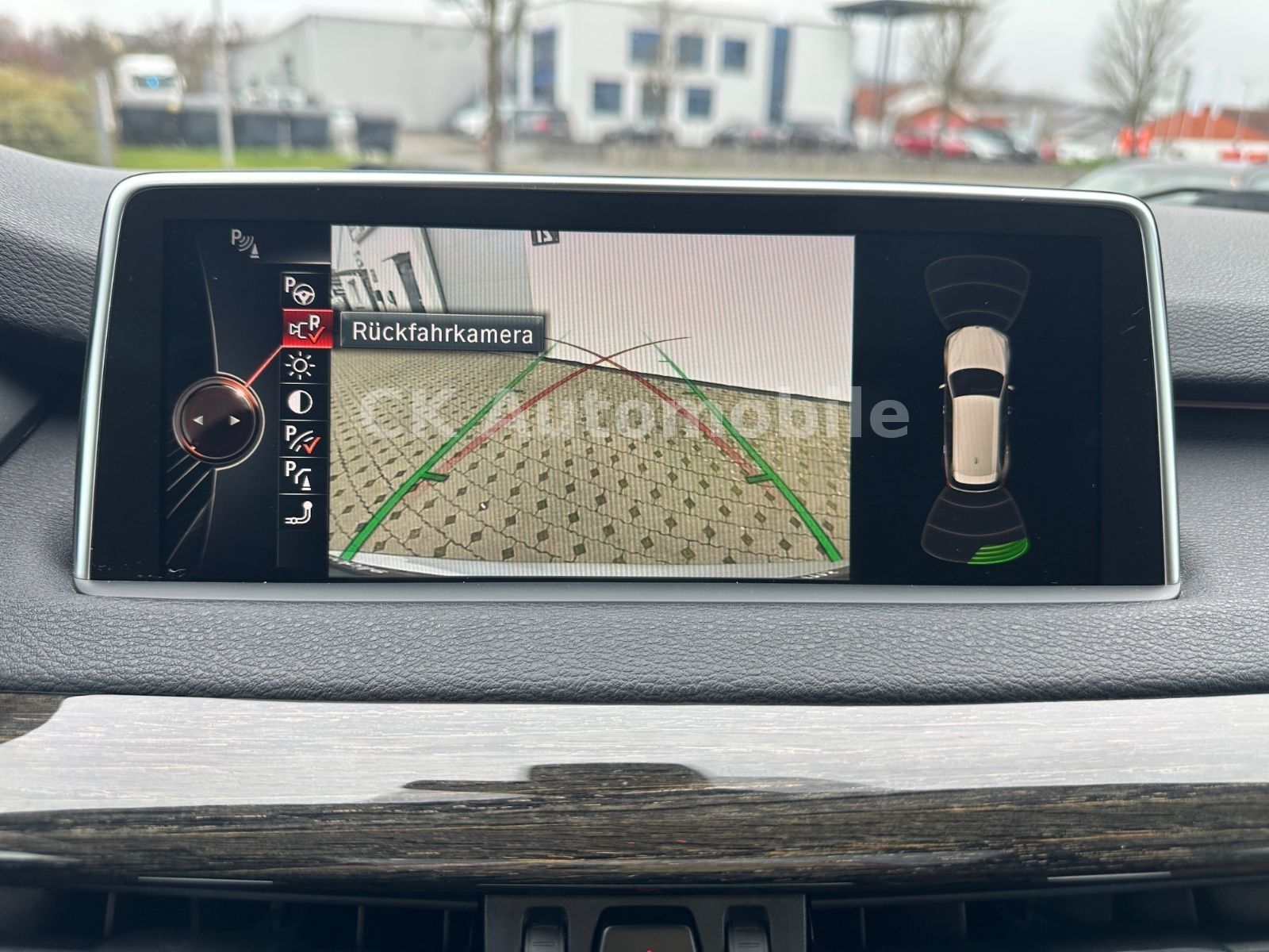 Fahrzeugabbildung BMW X5 xDrive30d/Navi/Head-Up/Pano/360°Kam/AHK