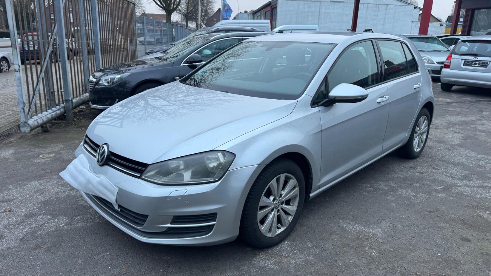 Volkswagen Golf VII Lim. Trendline BMT