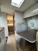 Bürstner Lineo T 700 - Queensbett