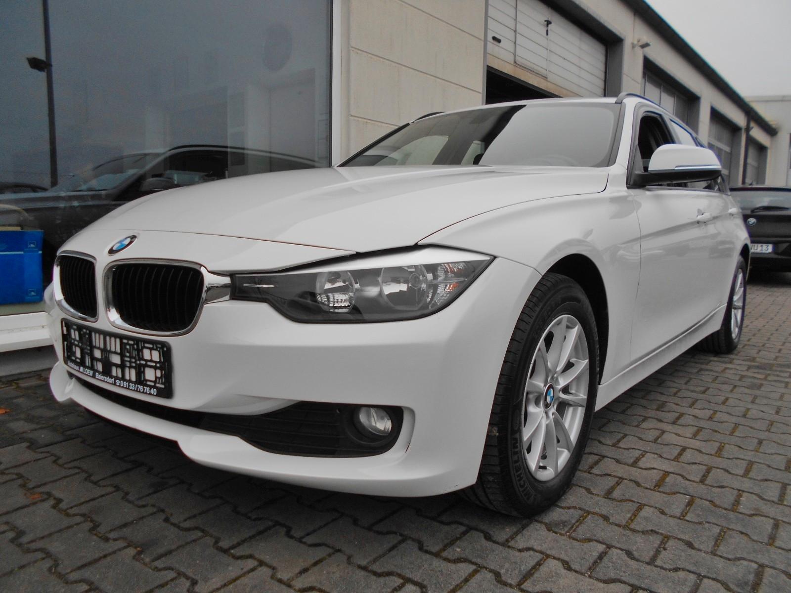 BMW 316i Touring 1.Hand -NAVI-SITZHEIZUNG-PDC-TEMPOM