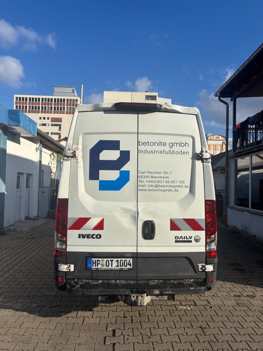 Iveco Andere mit Standheizung. Top-Zustand!