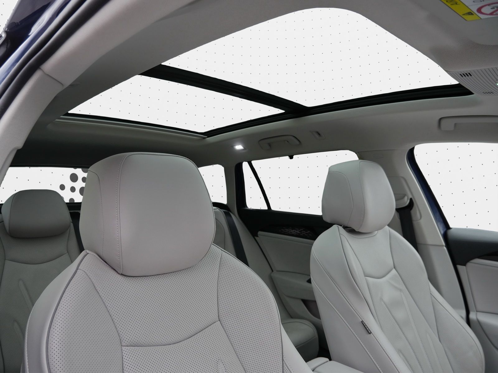 Volkswagen Passat Variant - Bild 10