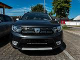 Dacia Logan MCV II Kombi Stepway Celebration - Dacia Logan: Celebration
