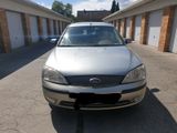 Ford Mondeo 1.8 Motor - Ford Mondeo aus 2004: Kombi