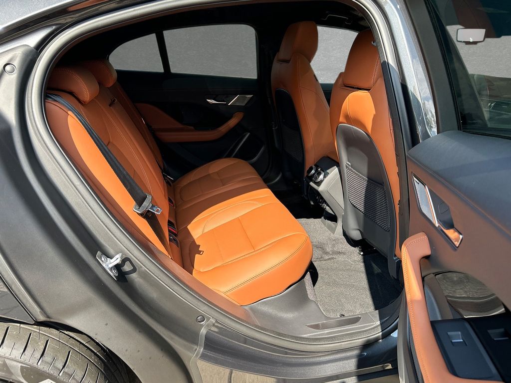Jaguar I-Pace R-Dynamic HSE EV400 4-Zonen-Klima HUD ACC