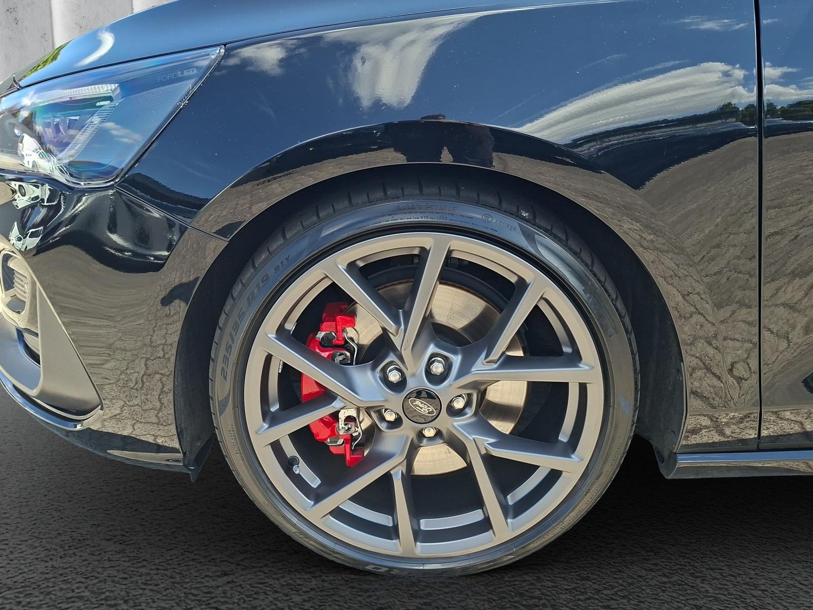 Ford Focus ST X Aut. | LED | ACC | RFK | SHZ | PDC |