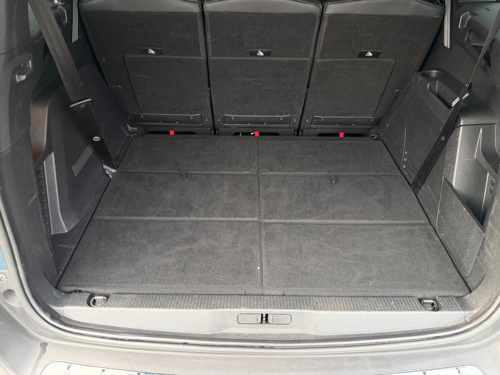 PEUGEOT 5008 5008 Allure 7-Sitzer/1-HAND/CAM/MwSt/SHZ – Ansicht 13