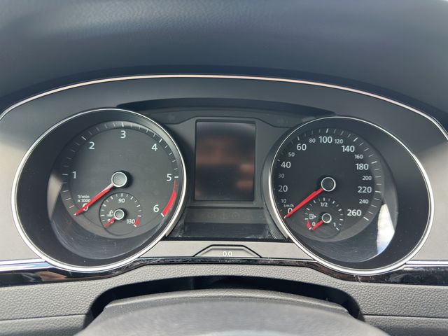 Passat Variant 2.0 TDI Business DSG MATRIX-LED