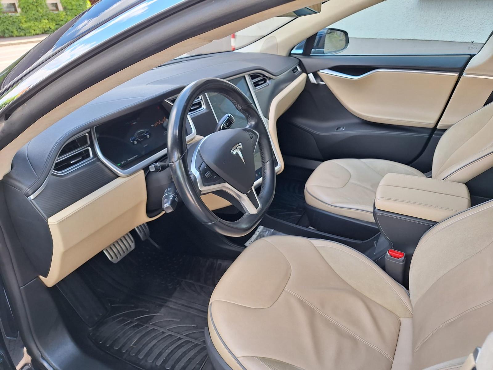 Tesla Model S P85 | 367 ch | BVA | Batterie SOH 93 % | Toit panoramique | Suspension pneumatique | Cuir | GPS