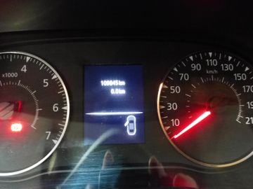 Dacia Duster II Celebration 8-fach bereift