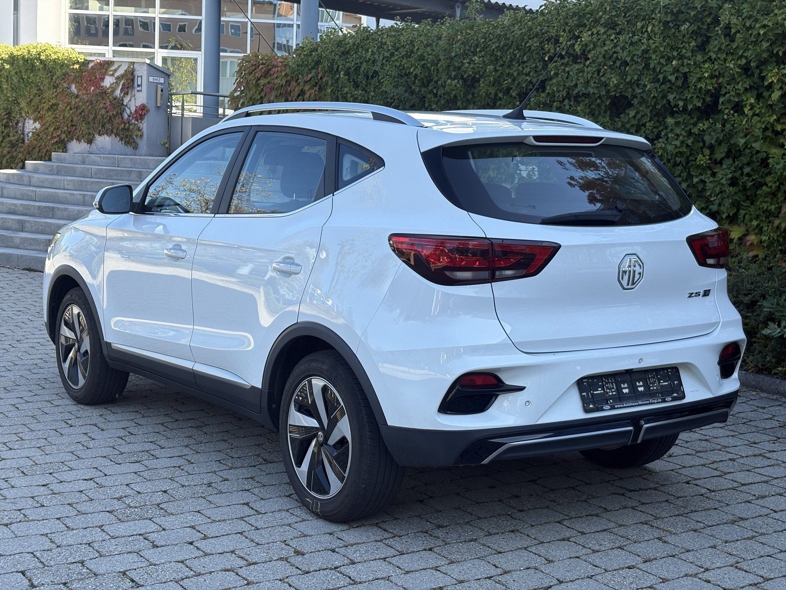 MG ZS