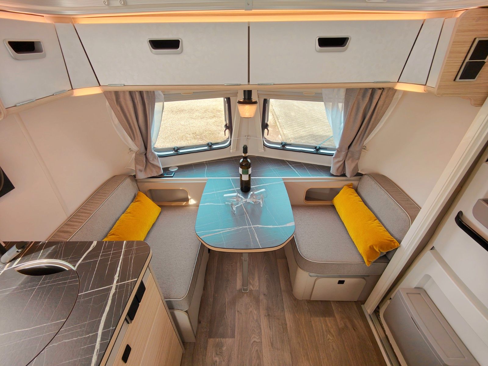 Fahrzeugabbildung HYMER / ERIBA / HYMERCAR Touring 310 Urban - SPRING SALE -