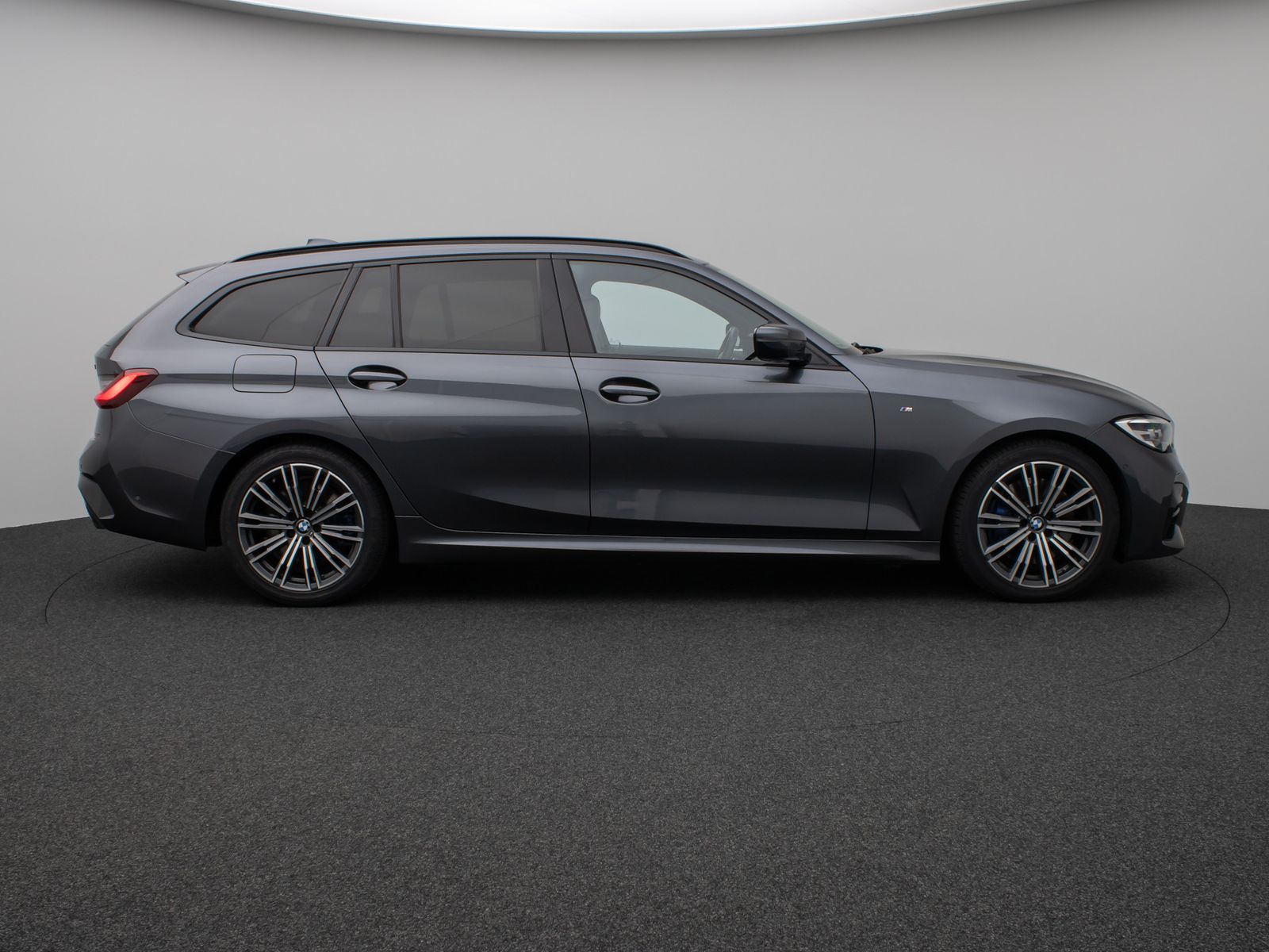 Fahrzeugabbildung BMW 330d M Sport Kamera DAB HiFi Stop&Go Alarm LED