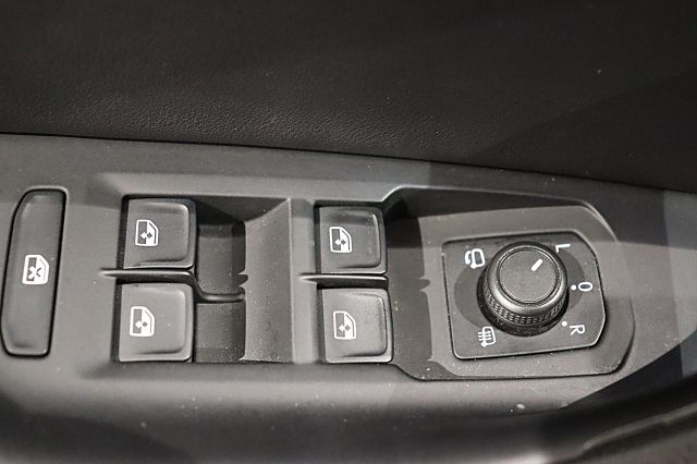 Arteon R-Line 2.0 TDI 190PS 4M STANDHZ PANO LED